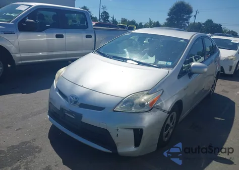 2015 Toyota Prius Two z USA, uszkodzony, nr VIN JTDKN3DU8F0481696